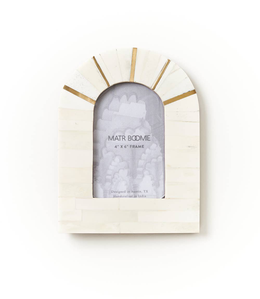 Bone Picture Frame with Brass Accents - Arch 5.5x3.5