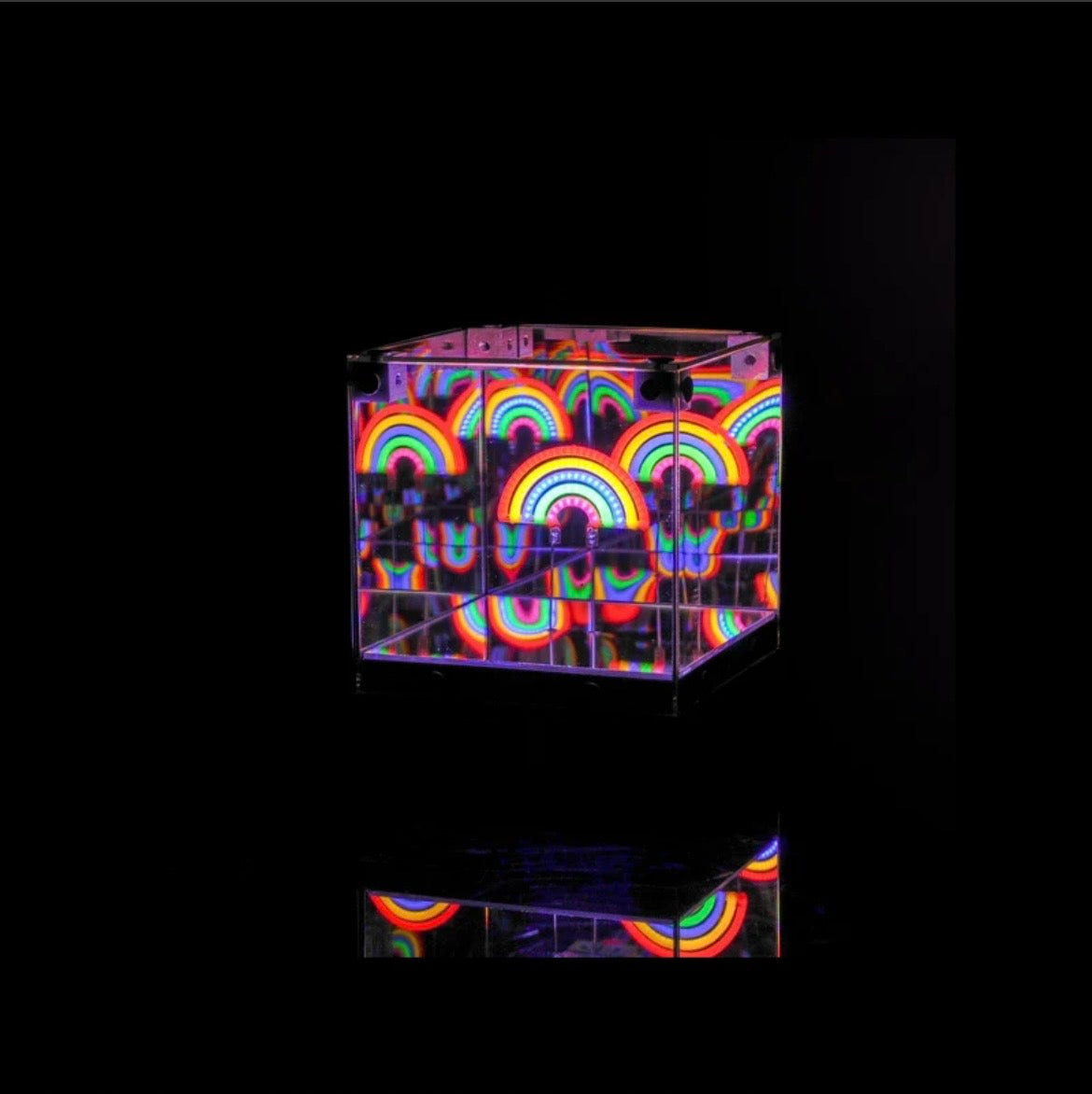LED 3D Mirror Cube