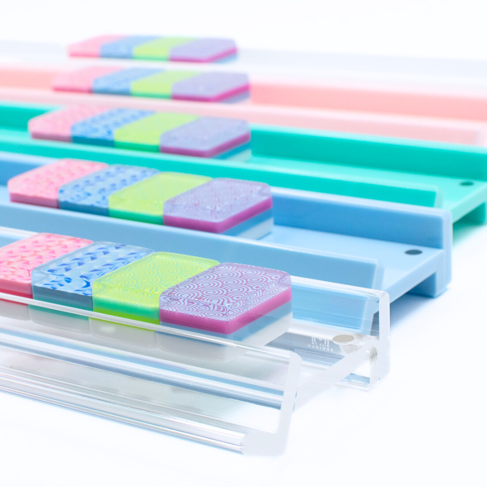 Premium Acrylic Mahjong Racks | 4 Racks + 4 Pushers