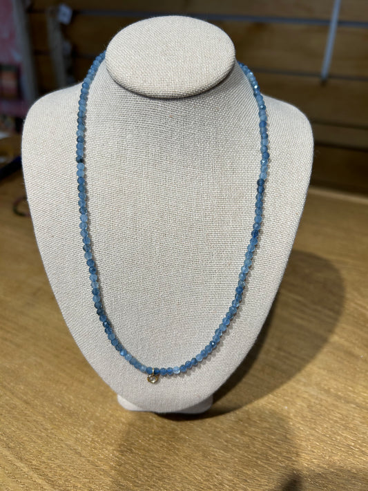 Natural Aquamarine Necklace with Diamond