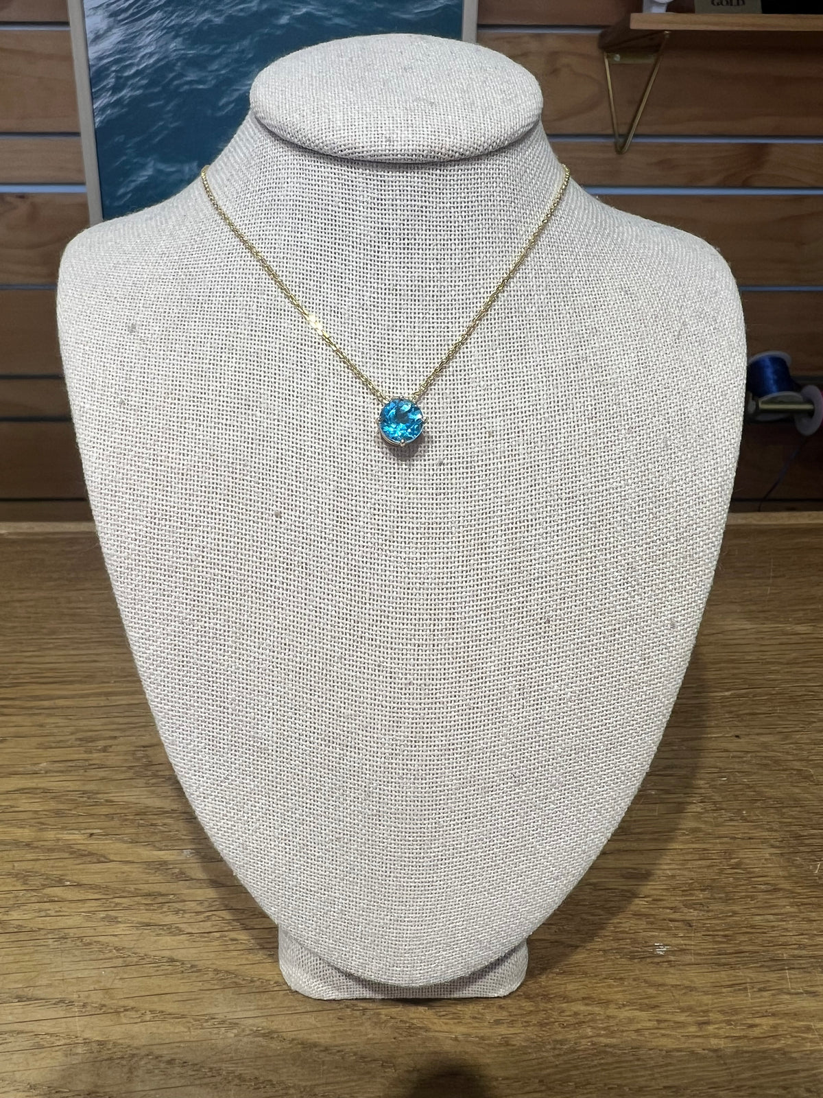 14K Aquamarine Pendant Necklace