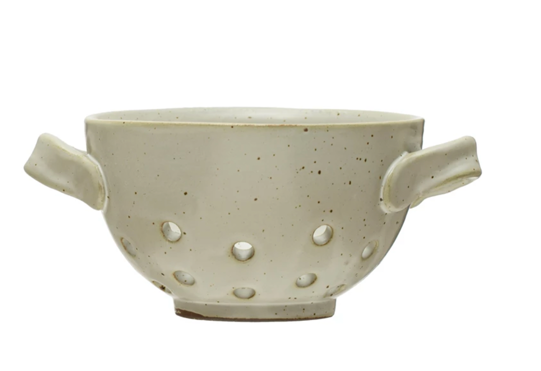 Stoneware Berry Bowl with Handles