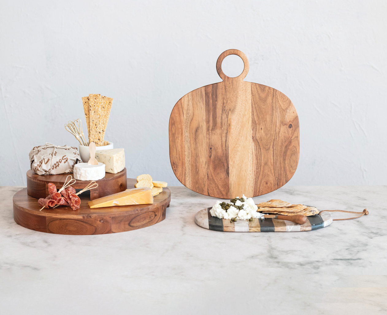 Acacia Wood Circular Cheese + Cutting Board with Handle