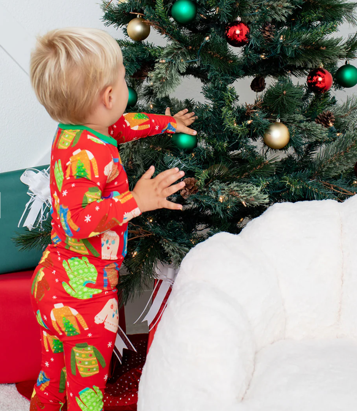 Bestaroo Winter Holiday Pajamas