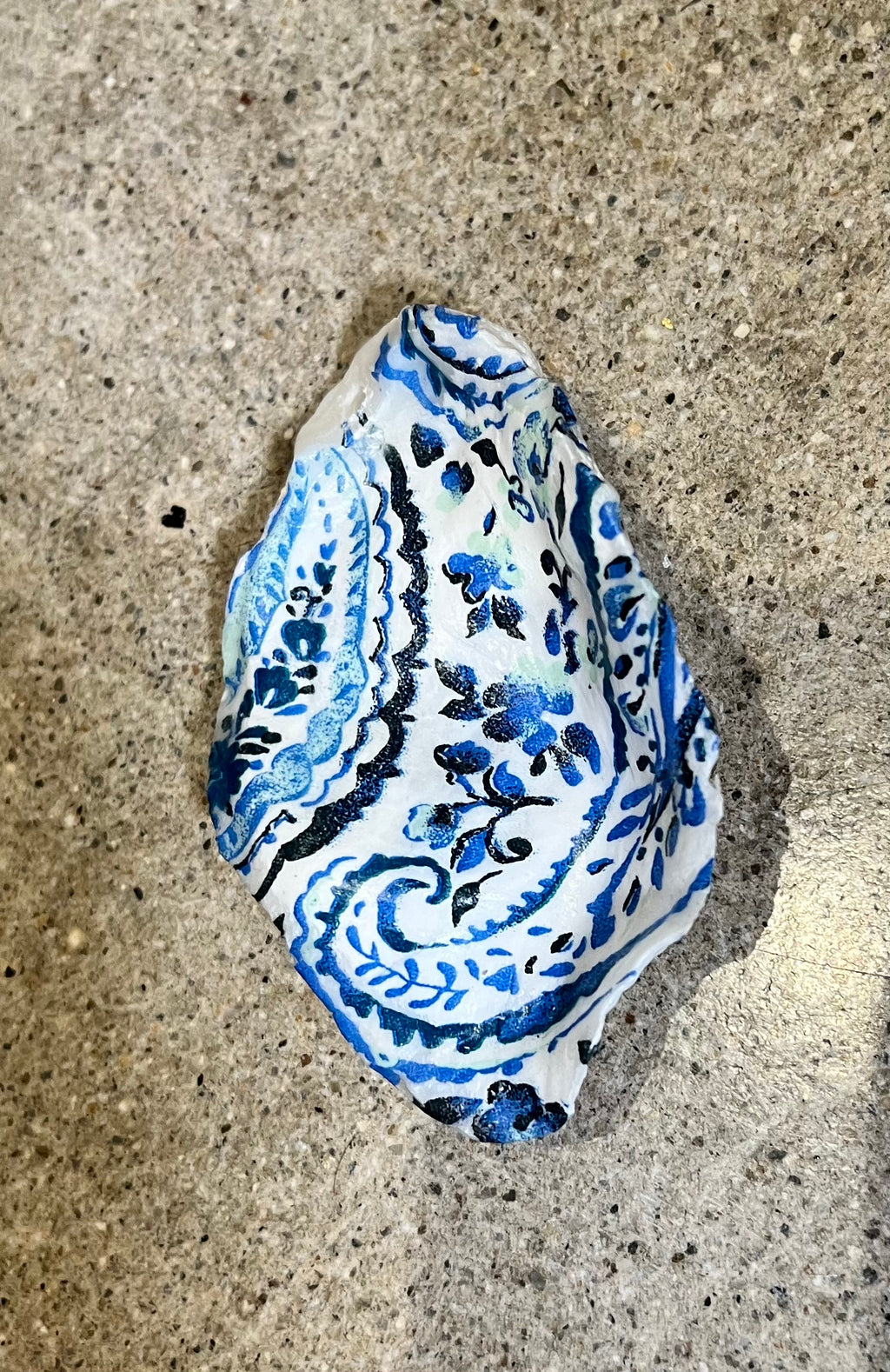 Hand painted Single Oyster Shells